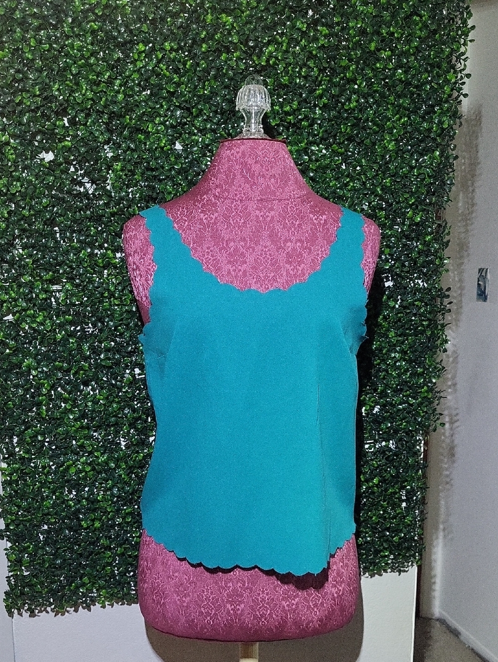Doe & Rae Teal Scalloped-Edge Camisole